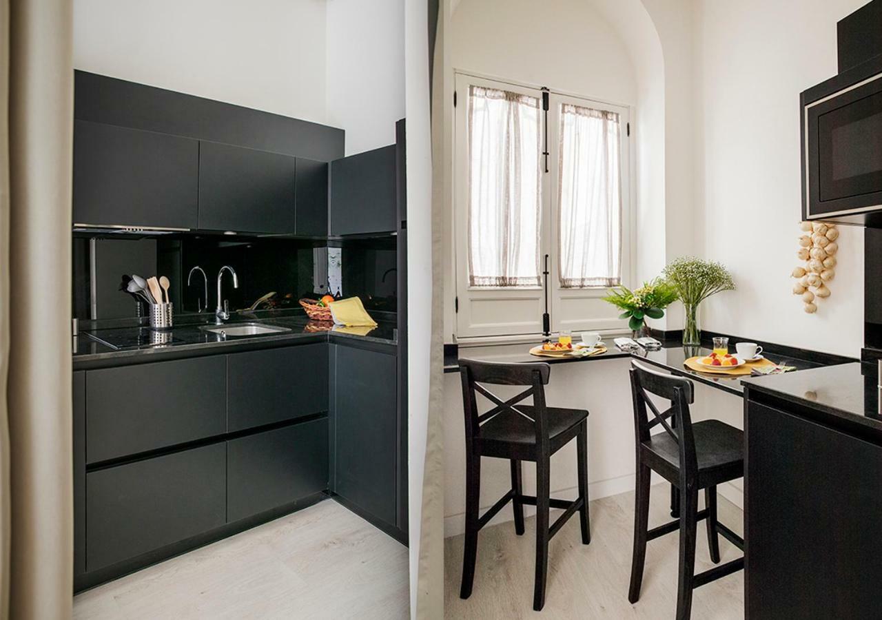Santa Paula Pool & Luxury Apartment Sevilla